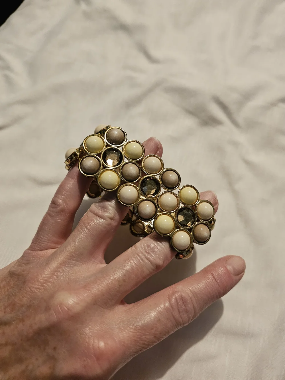 Gold-Tone Bracelet with Cream, Pale Yellow and Beige Cabochons
